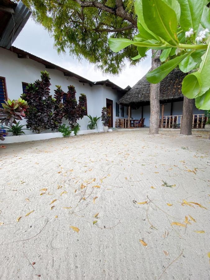 Lighthouse Guesthouse Nungwi Exterior photo